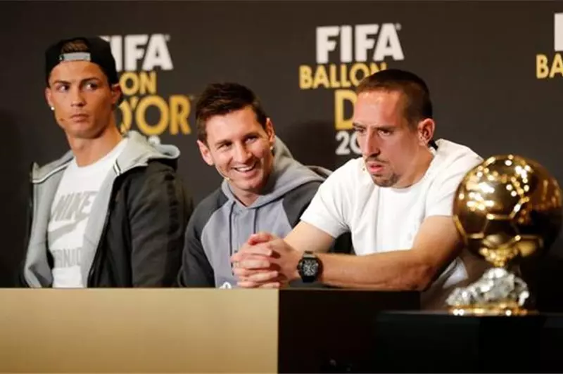 ريبيري ينتقد تصريحات رونالدو بشأن الكرة الذهبية بفكاهة لاذعة