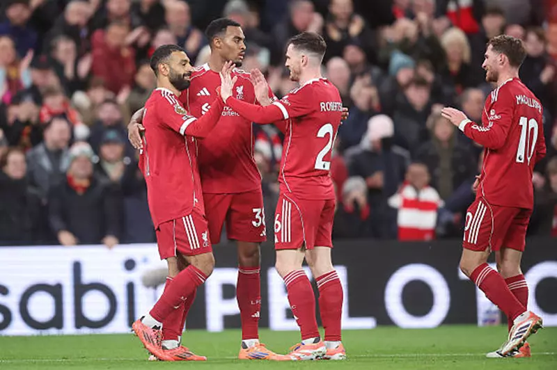 صلاح ينهي سلسلة هزائم ليفربول في الدوري الإنجليزي